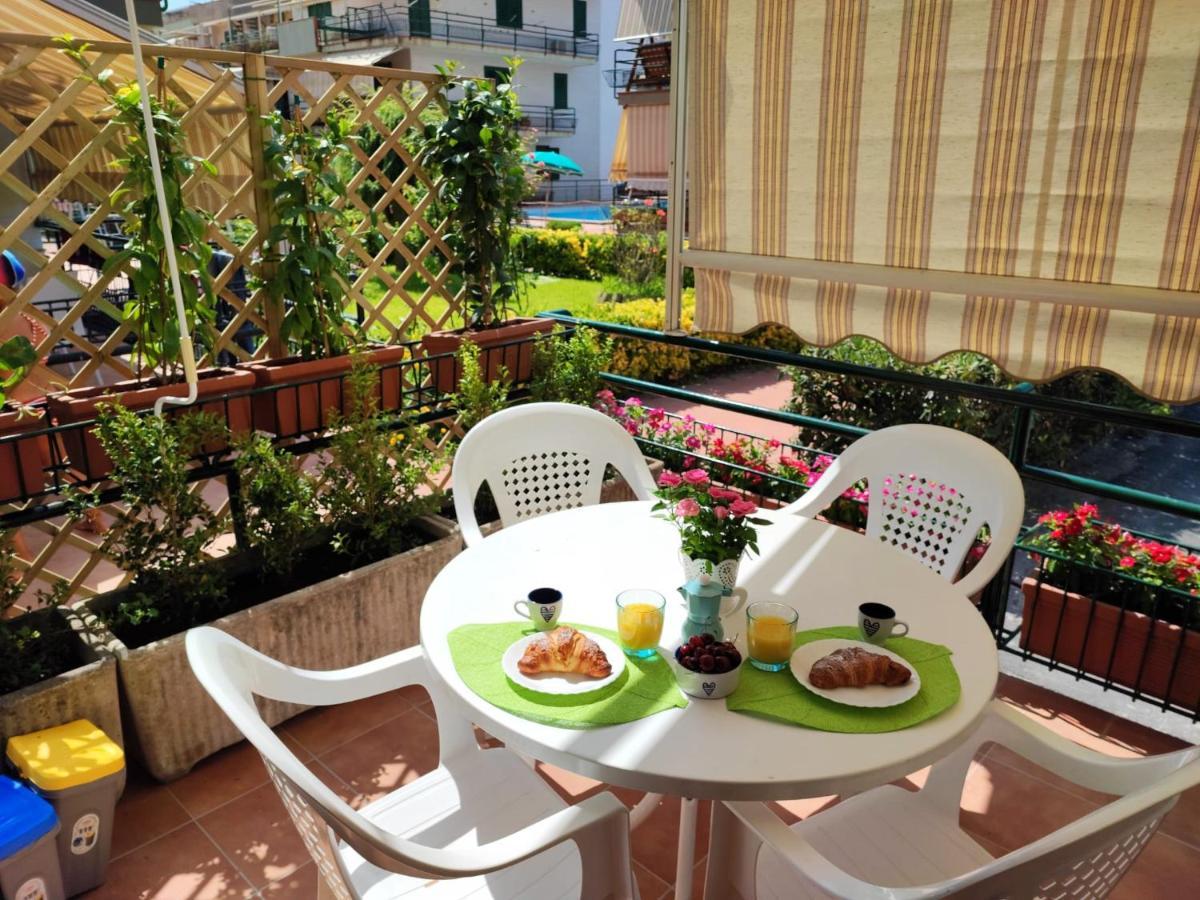 Ferienwohnung Sea Garden, Fronte Mare Con Piscina Mascali Exterior foto