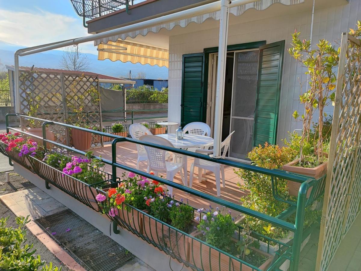 Ferienwohnung Sea Garden, Fronte Mare Con Piscina Mascali Exterior foto